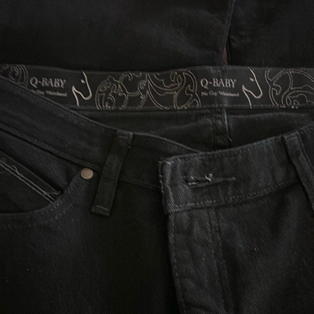 3 pair Q-Baby women’s jeans, 2 blue 1 black. 1 pair blue fancy wrangler jeans.